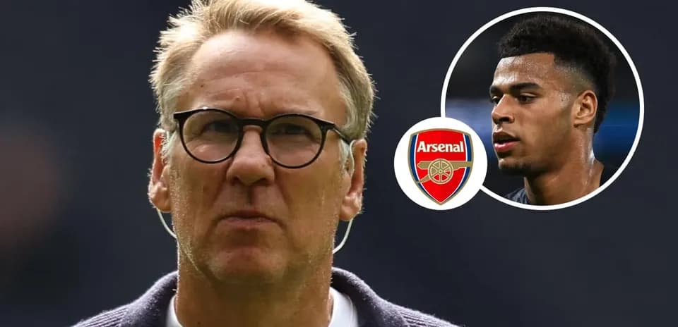 Тренер Arsenal и игрок на фоне логотипа клуба