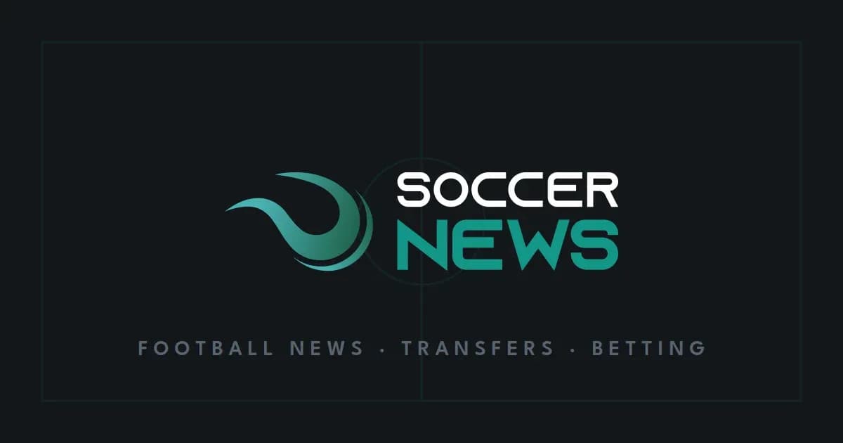 Логотип Soccer News с текстом о футболе