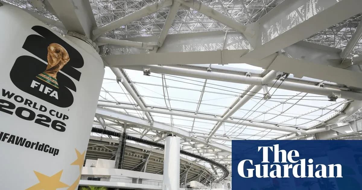 Логотип FIFA и Кубка мира 2026 на стадионе